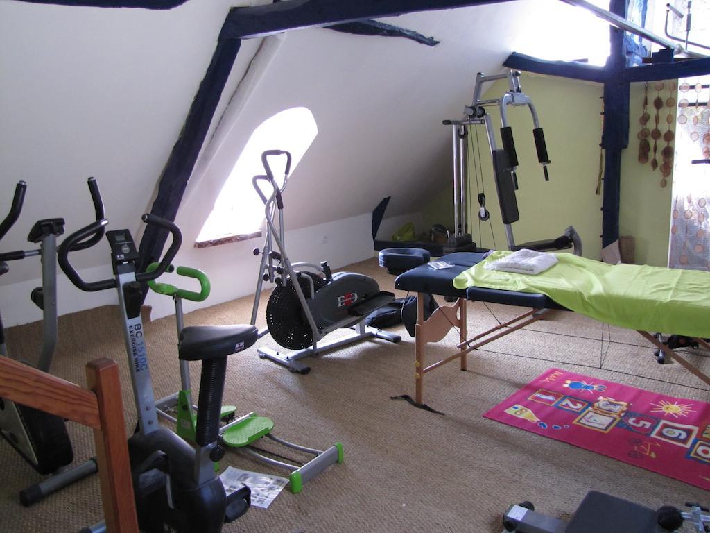 La Tourelle Des Echelles Bed and Breakfast Lésigny Εξωτερικό φωτογραφία
