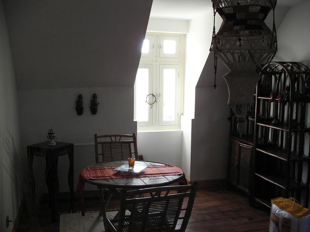La Tourelle Des Echelles Bed and Breakfast Lésigny Δωμάτιο φωτογραφία